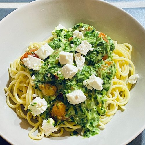 Spaghetti mit Spinat und Feta
