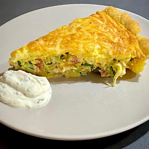 Herzhafte Lauch Quiche mit Dip