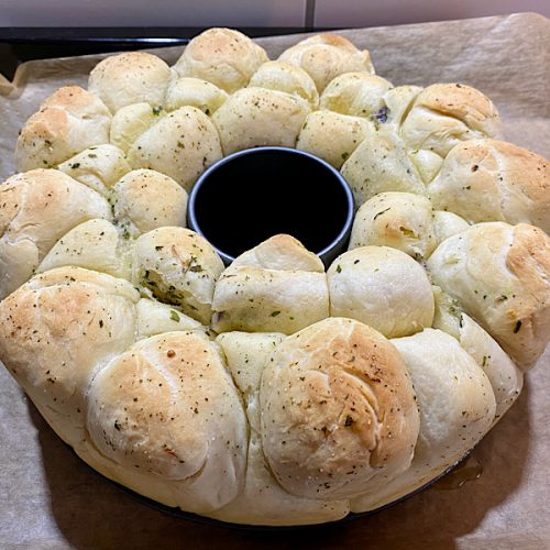 Kräuterbutter Zupfbrötchen